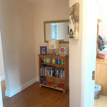 Remarkable 4 Bed House In Town Σπίτι διακοπών Kenmare